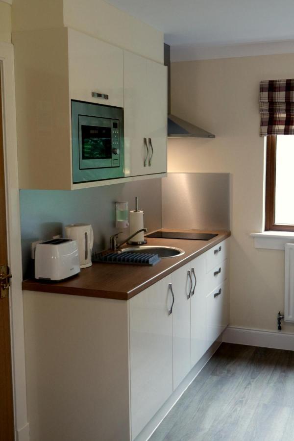 Bracarina House Bed & Breakfast & Caledonian Studio 인버모리스톤 외부 사진