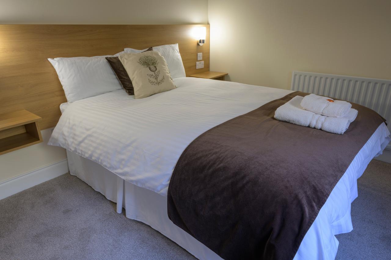 Bracarina House Bed & Breakfast & Caledonian Studio 인버모리스톤 외부 사진